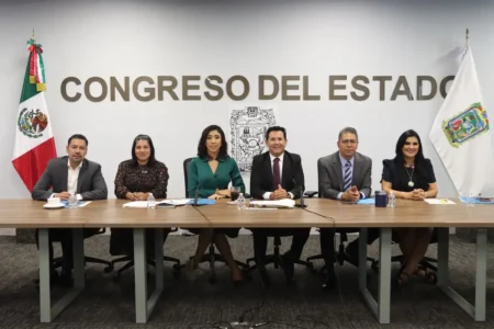 Comisión de Control, Vigilancia y Evaluación de la ASE presenta Informe Anual de Trabajo 18 Comisión de Control, Vigilancia y Evaluación de la ASE presenta Informe Anual de Trabajo