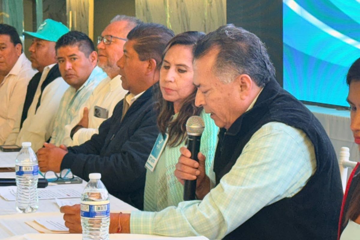 Magisterio arremete contra reelección de Emilio Salgado Néstor en Nueva Alianza Puebla