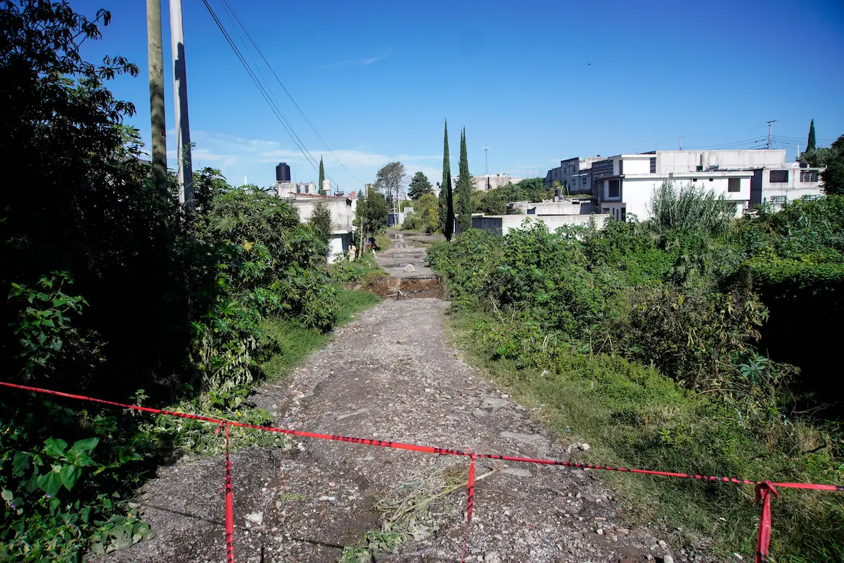 Colonos piden reparación del puente de colonia México 83 tras colapso por lluvias