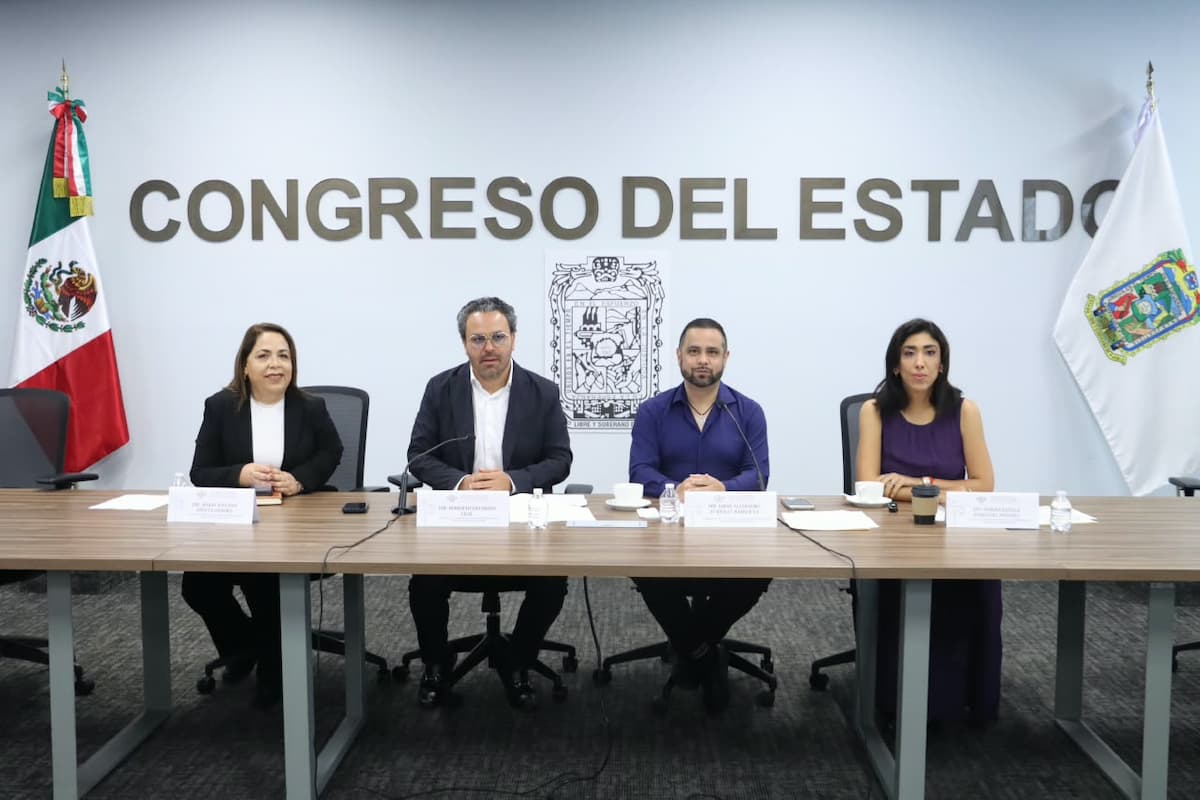 Comisión del Congreso aprueba emisión de la convocatoria para la entrega de la Presea “Luis Rivera Terrazas” 2026