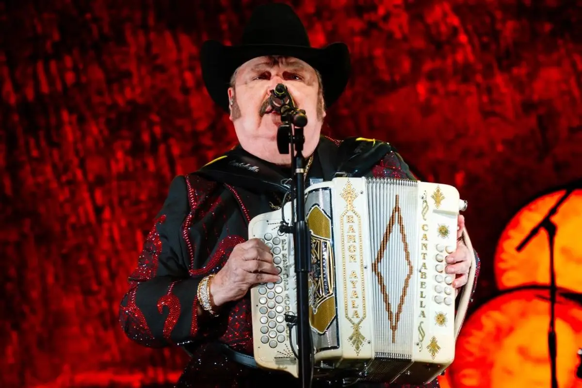 Hospitalizan a Ramón Ayala tras su concierto en La Plaza de Toros por este motivo 3 ¿Por qué Ramón Ayala fue hospitalizado tras su concierto?