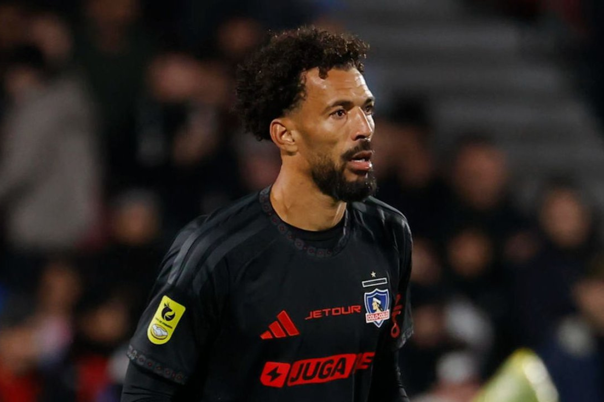 Ni seis meses duró la aventura de Vozinha en Colo Colo tras brillar en el Mundial