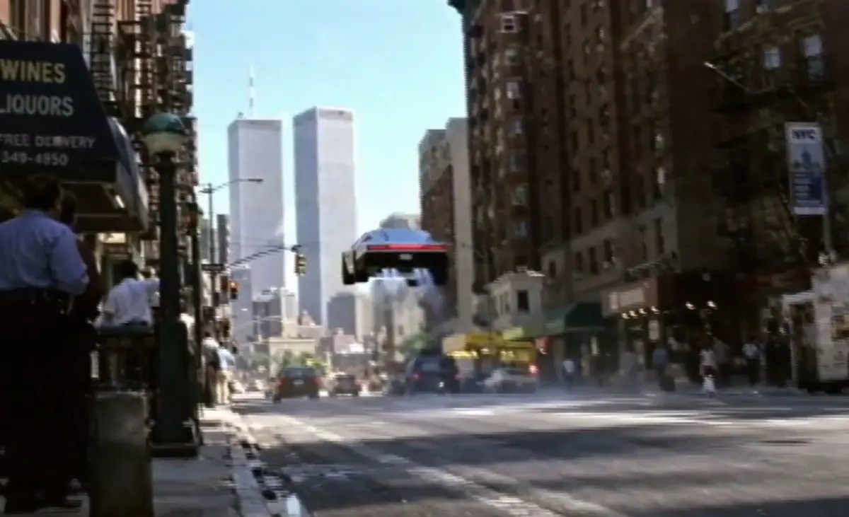 Los mejores memes del Tesla Roadster volador