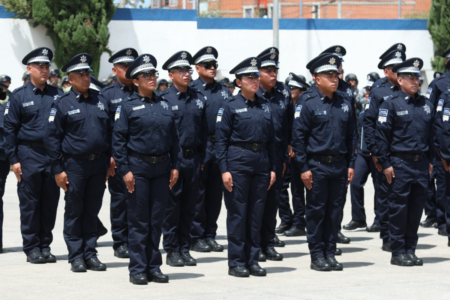 Separan de su cargo a 120 policías en Puebla por faltas administrativas