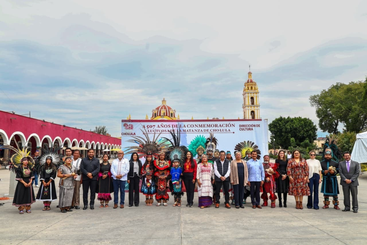 Encabeza Tonantzin Fernandez ceremonias civica y prehispanica conmemorativas de los 507 anos de la Matanza de Cholula
