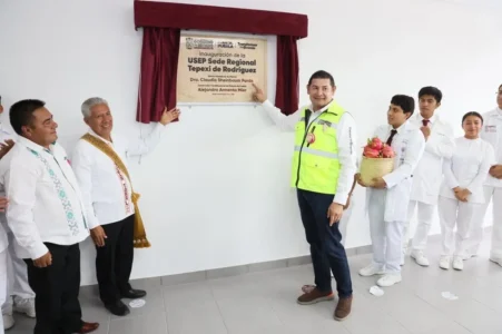 Impulsa gobierno estatal formación médica y amplía oportunidades para juventudes de la Mixteca