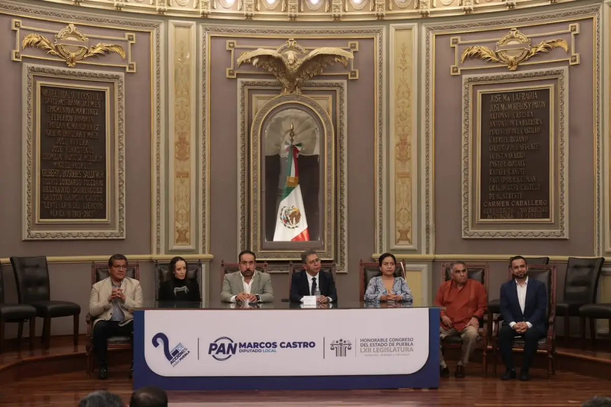 Presenta diputado Marcos Castro Martínez su Segundo Informe de Actividades