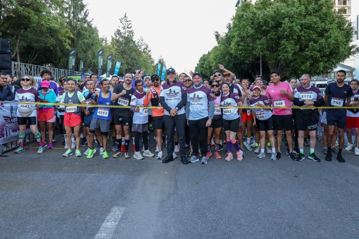 Realiza con exito Pepe Chedraui el Medio Maraton 21K Puebla 2026 1