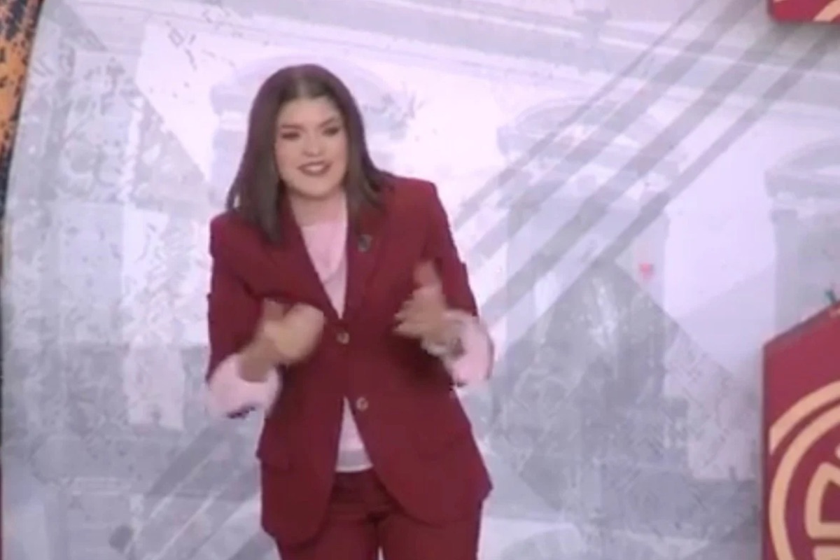 Bety Sánchez en su segundo informe en Zacatlán 