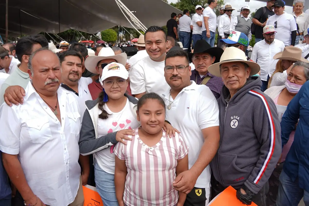 Histórica movilización en Huejotzingo: más de 20 mil personas marchan por la paz y en respaldo a Roberto Solís