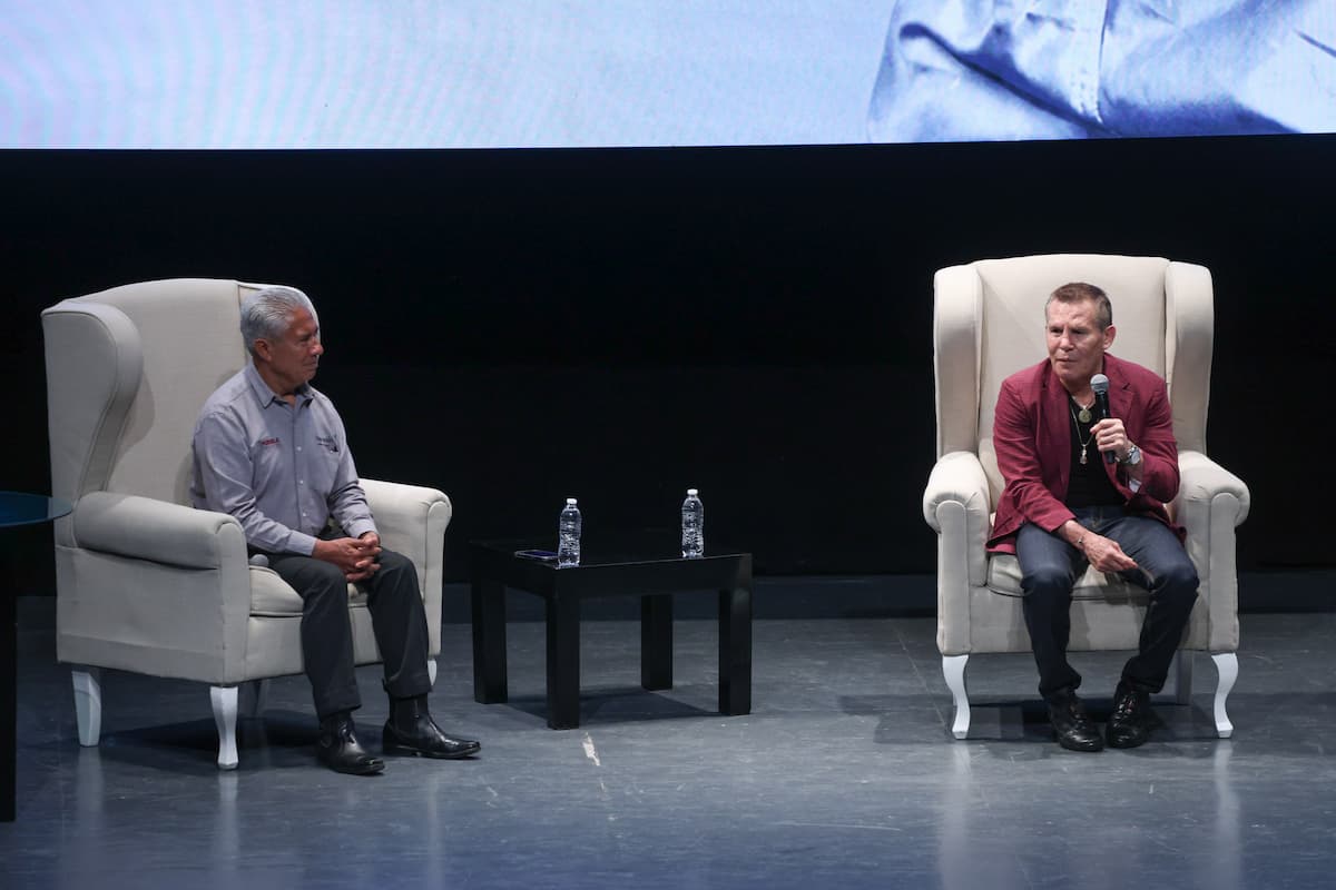 Julio César Chávez en Puebla