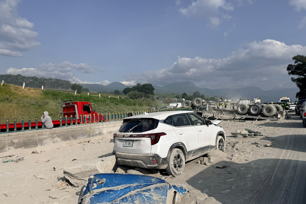 Accidente en la México-Puebla deja dos muertos y tres heridos