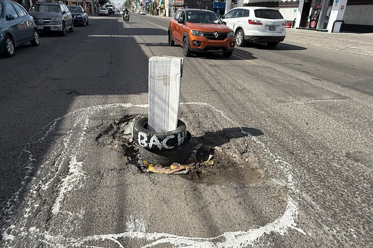 Ayuntamiento gasta 178 millones de pesos para cubrir 318 mil baches en Puebla