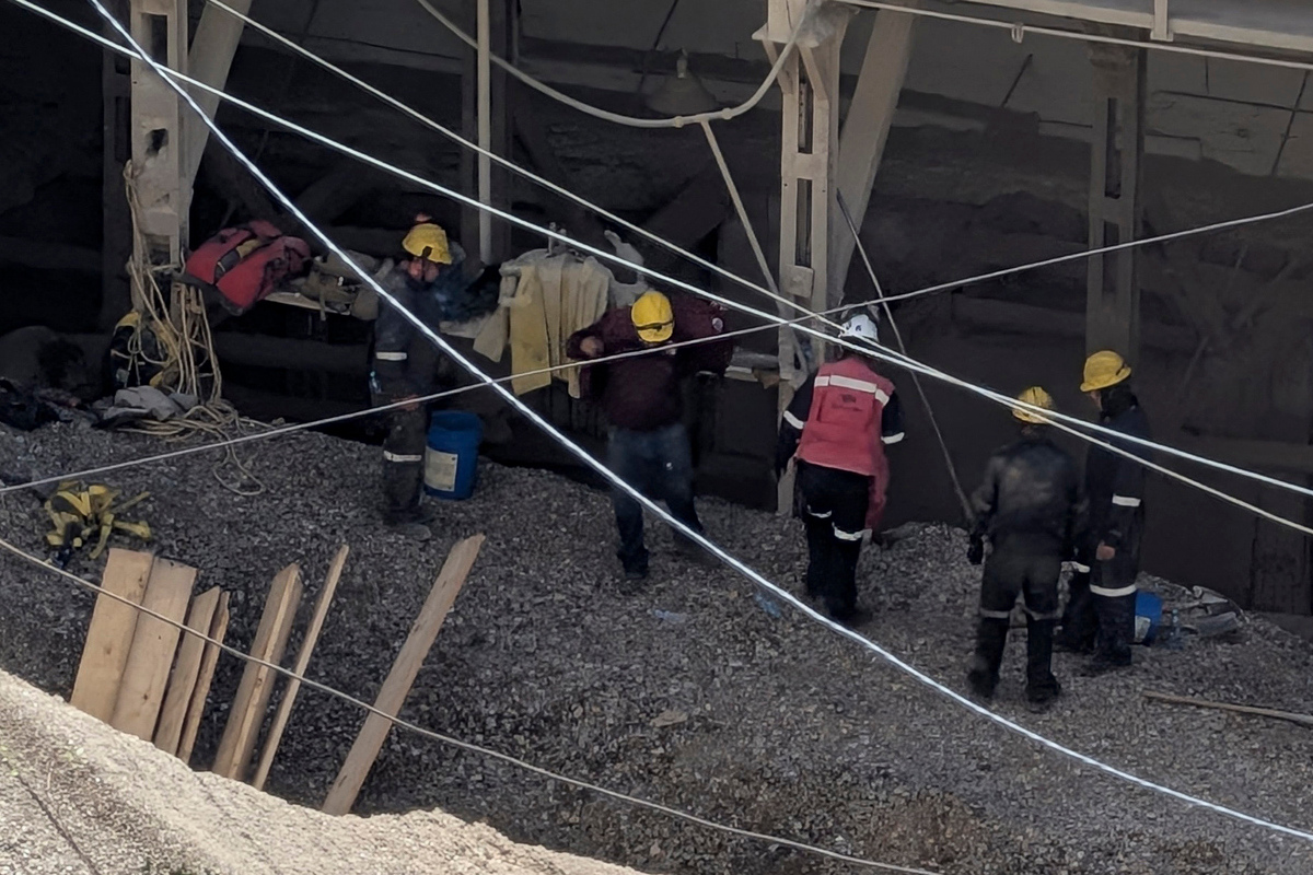 Mueren dos mineros en Hidalgo tras quedar sepultados por toneladas de escombro