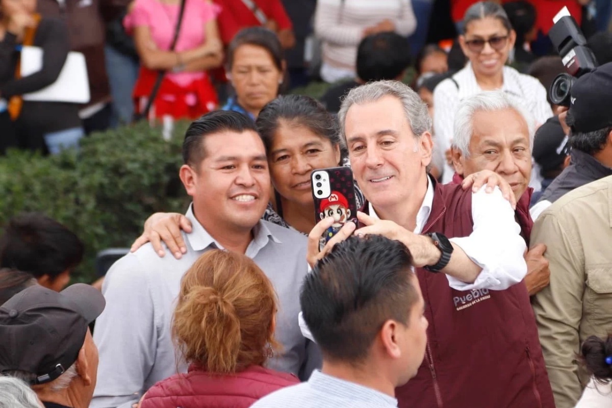 Refrenda Pepe Chedraui compromiso con las familias de San Baltazar Campeche