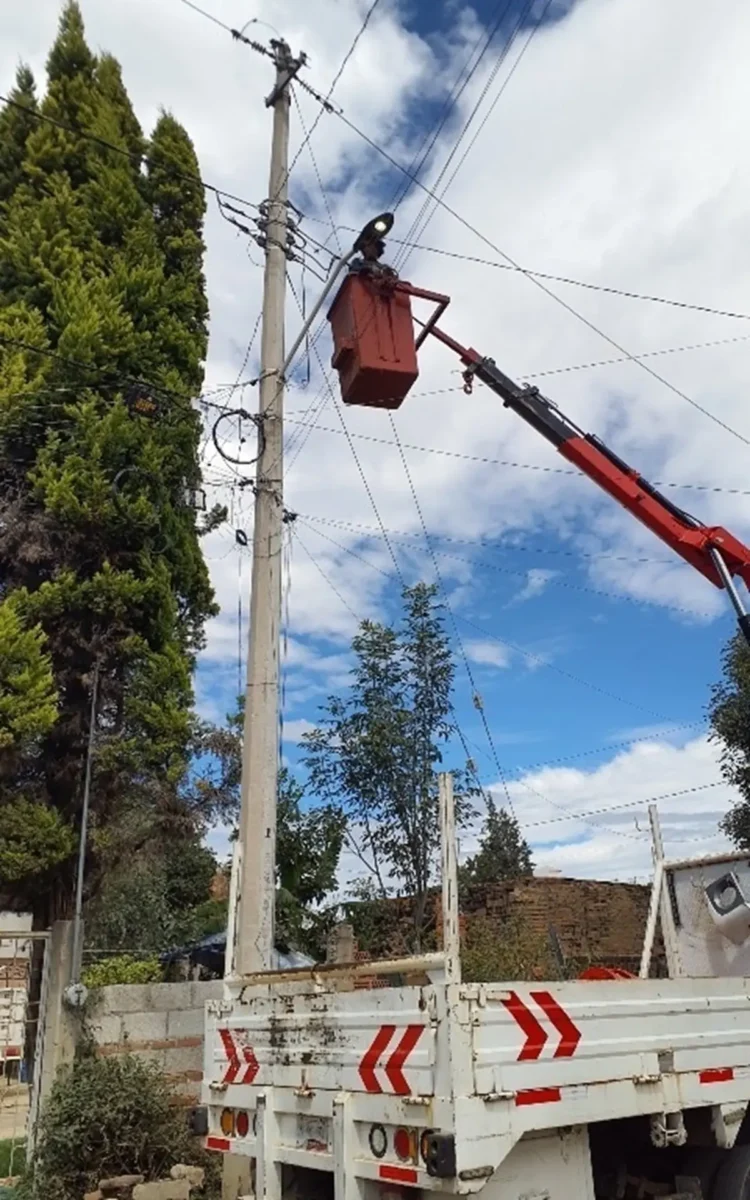 Intensifica Tonantzin Fernández servicios públicos en barrios y juntas auxiliares de San Pedro Cholula
