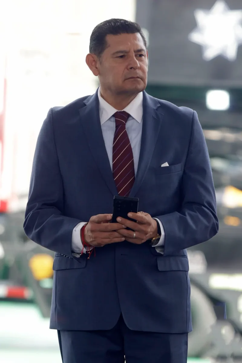 Armenta respalda acuerdo entre Volkswagen y el sindicato para revisión salarial