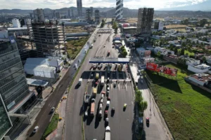 AMOTAC levanta 11 bloqueos en Puebla; acuerdan mesa de trabajo con la SSP 4 AMOTAC levantó bloqueos en Puebla