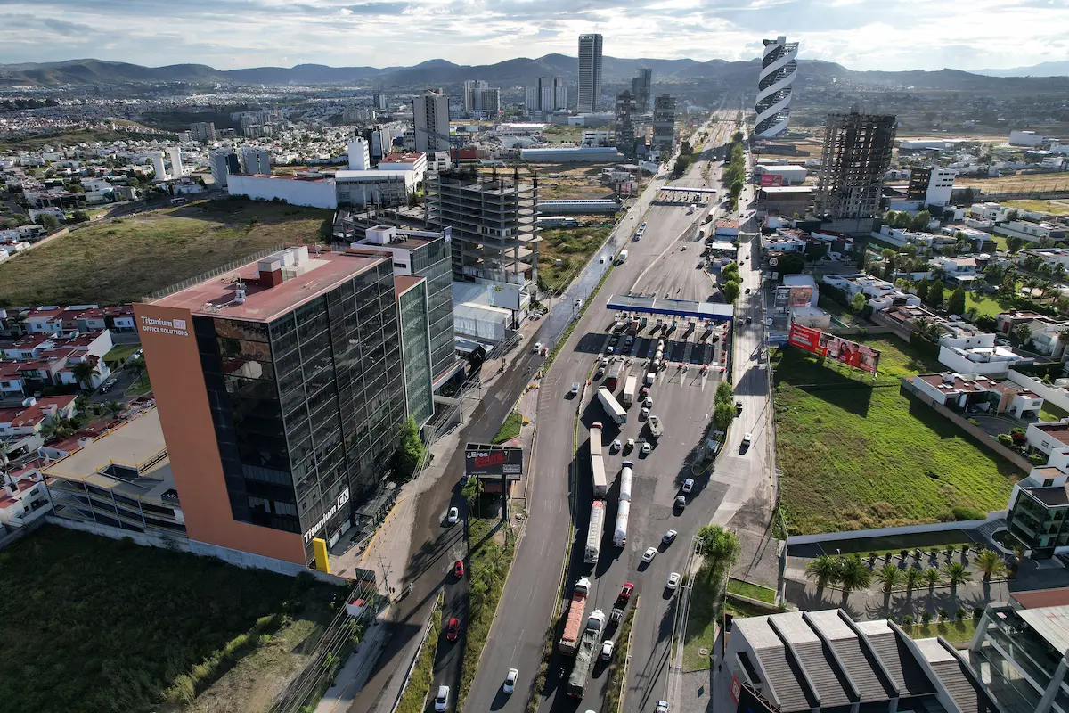 AMOTAC levanta 11 bloqueos en Puebla; acuerdan mesa de trabajo con la SSP 5 AMOTAC levantó bloqueos en Puebla