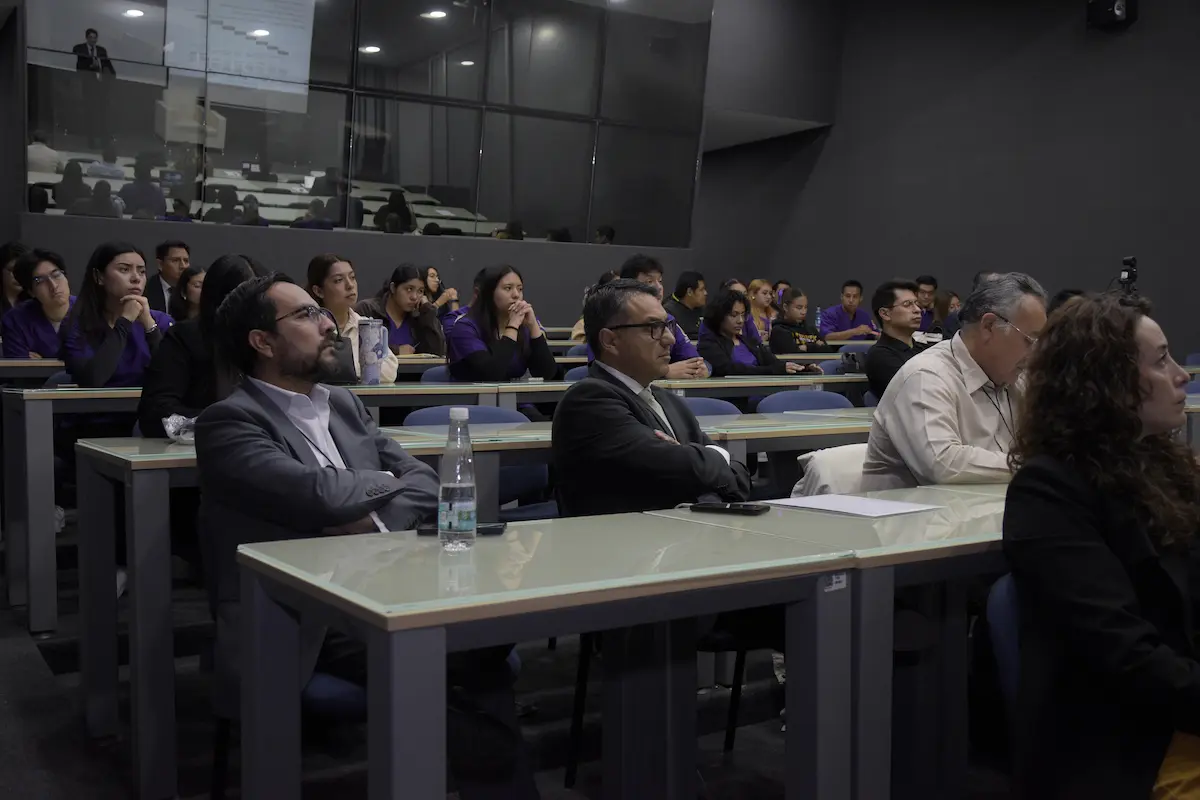 Reflexionan en la BUAP acerca de la Química y la Inteligencia Artificial 2 Reflexionan en la BUAP acerca de la Química y la Inteligencia Artificial