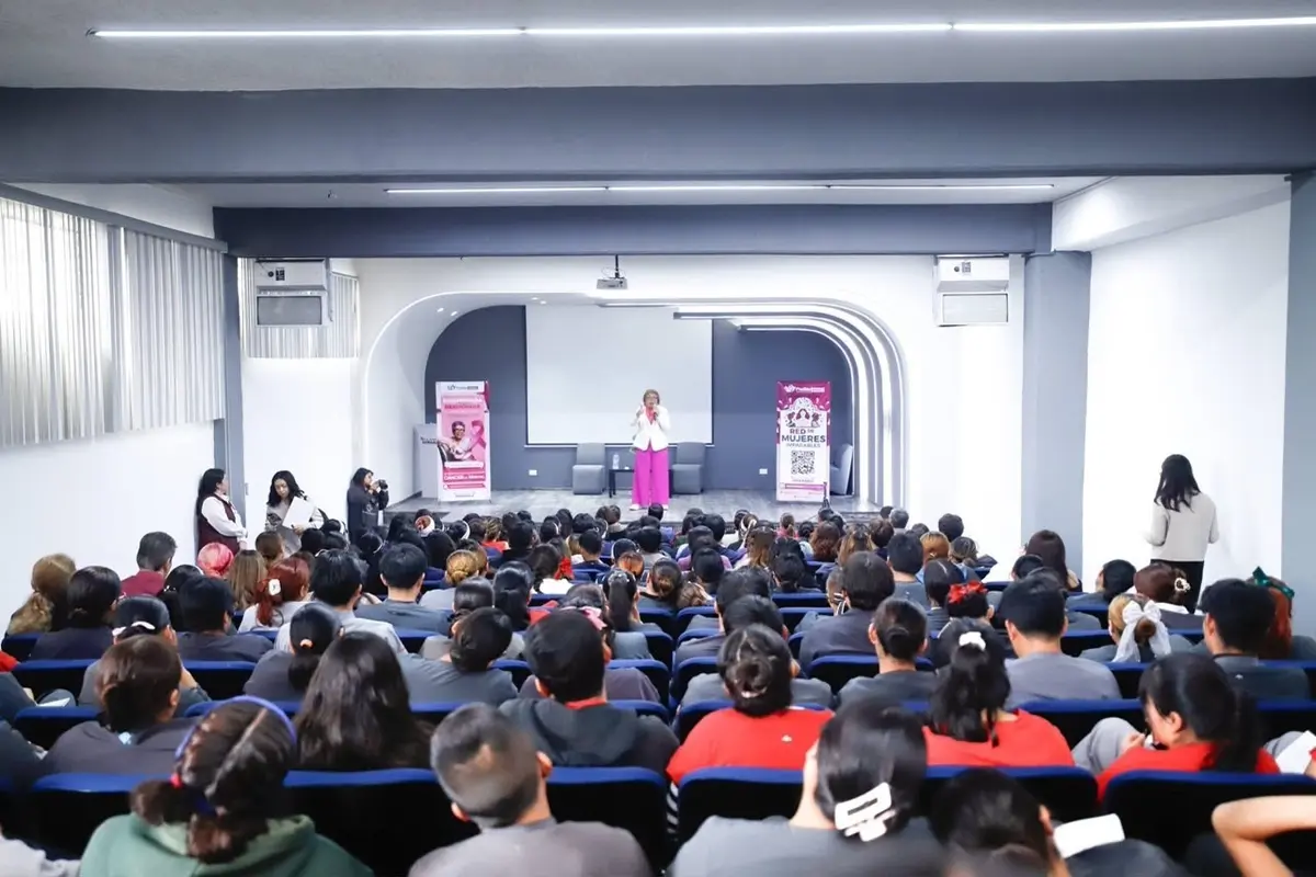 Pepe Chedraui promueve la prevención y el autocuidado en Foro sobre Cáncer de Mama 2 Pepe Chedraui promueve la prevención y el autocuidado en Foro sobre Cáncer de Mama