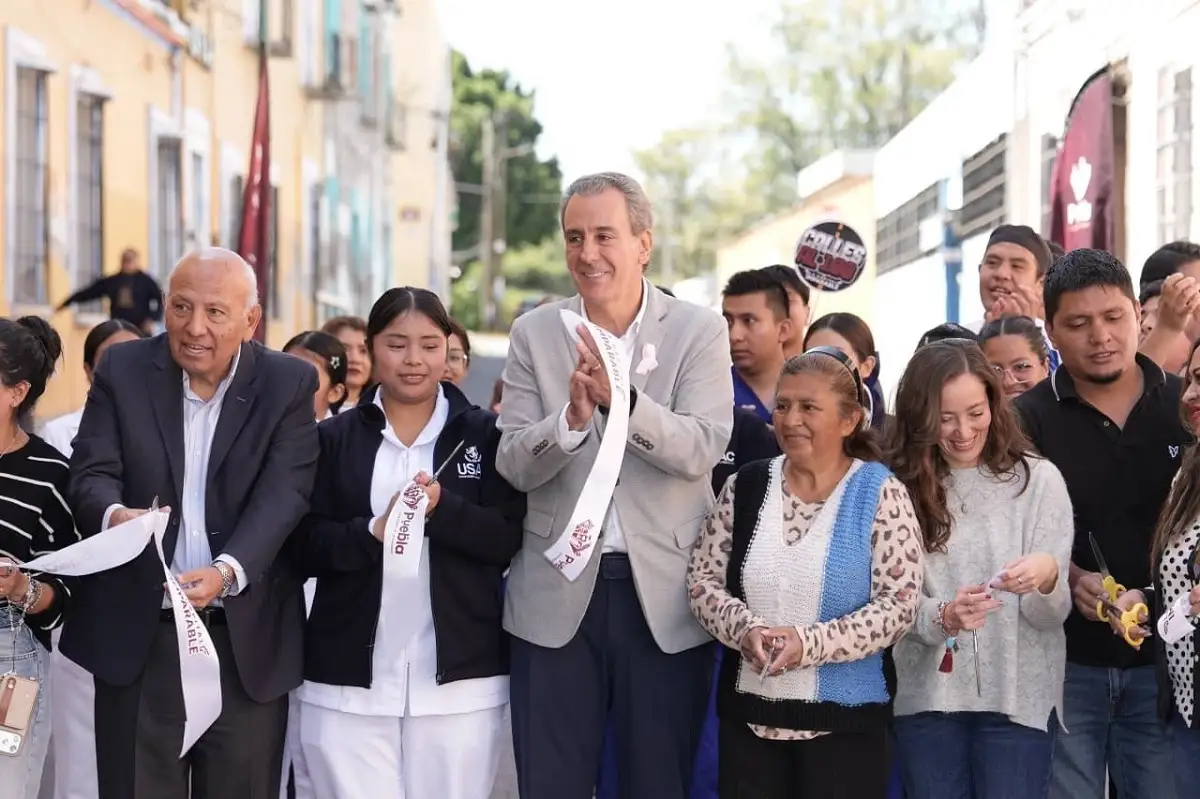 Entrega Pepe Chedraui vialidades renovadas en el Barrio de Analco