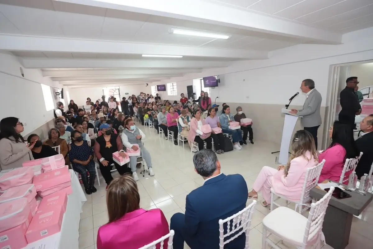 Pepe Chedraui entrega apoyos a mujeres con cáncer de mama gracias a la segunda carrera mujeres imparables 2 Pepe Chedraui entrega apoyos a mujeres con cáncer de mama gracias a la segunda carrera mujeres imparables
