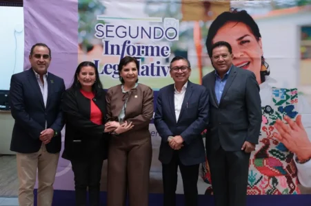 Trabajo para proteger al medio ambiente, destaca la diputada Beatriz Manrique en su Segundo Informe de Actividades 17 Trabajo para proteger al medio ambiente, destaca la diputada Beatriz Manrique en su Segundo Informe de Actividades