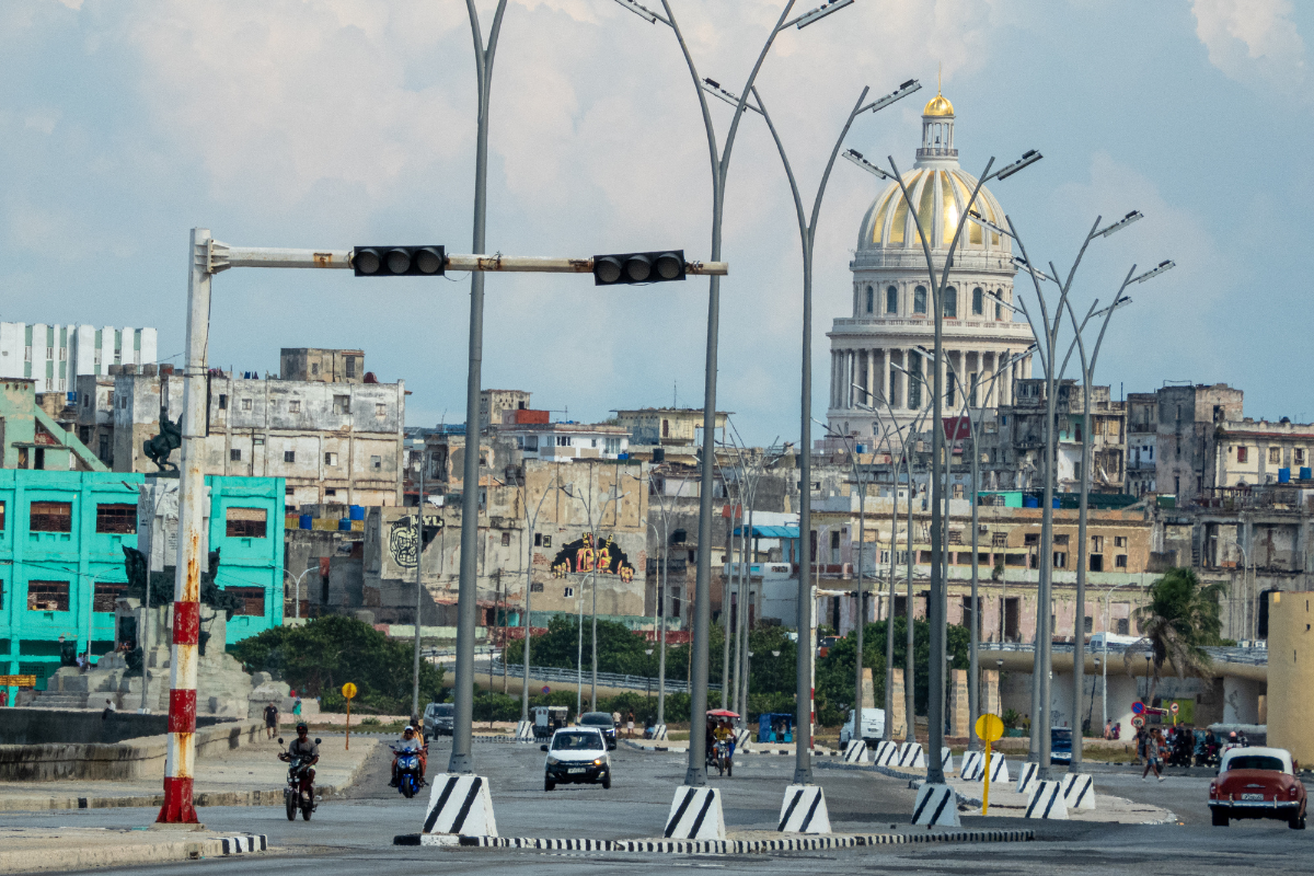 Fallo en red eléctrica deja sin luz a Cuba