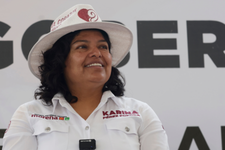 Pérez Popoca amaga con dejar Morena; el partido le responde