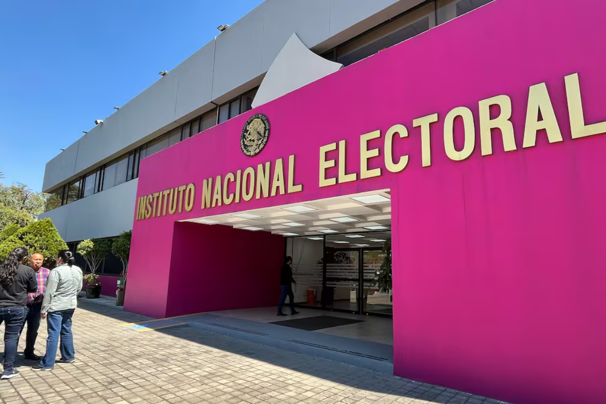 Sheinbaum pide auditoría al INE tras salida de Guadalupe Taddei