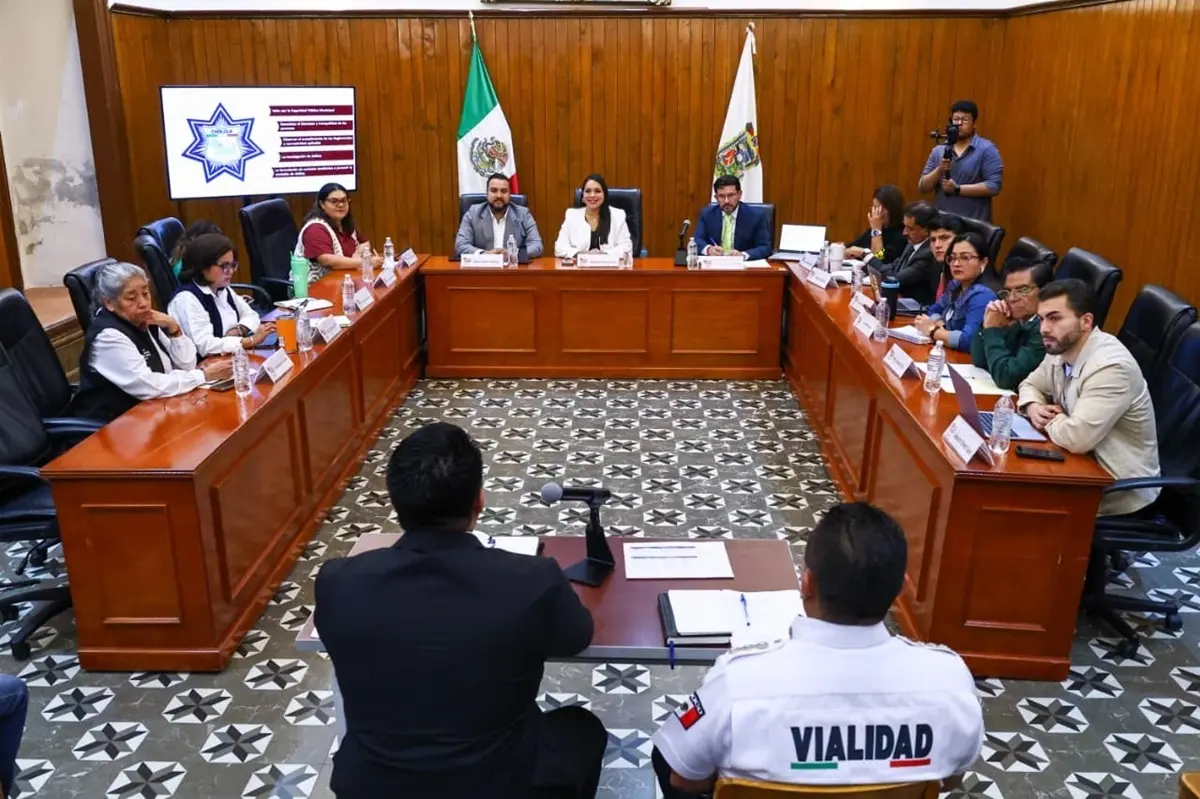Gobierno de San Pedro Cholula fortalece la seguridad con inversión, equipamiento y profesionalización policial 2 Gobierno de San Pedro Cholula fortalece la seguridad con inversión, equipamiento y profesionalización policial