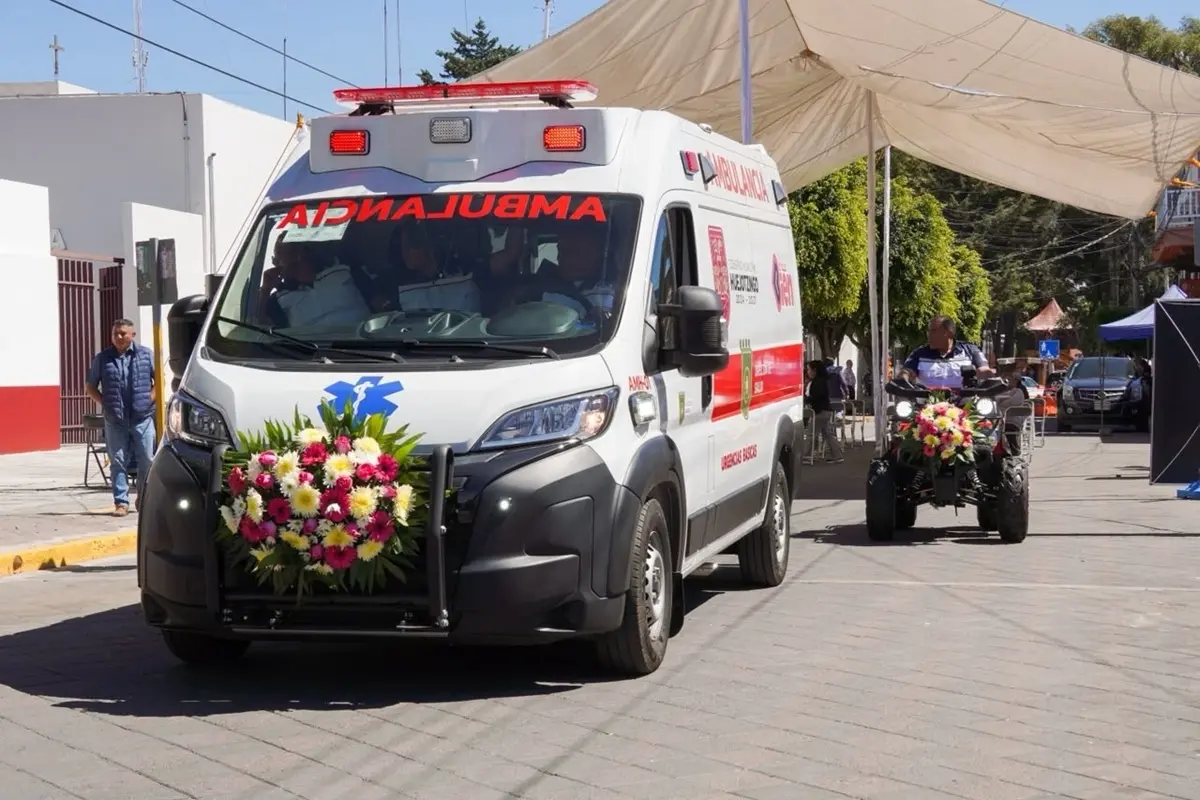 Fortalecen Shamy Spezia, regiduría de salud e iniciativa privada capacidad de respuesta en salud con nueva ambulancia y cuatrimotos para Huejotzingo