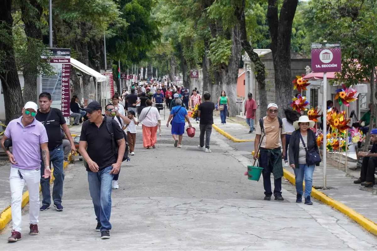 Horarios de los panteones en Puebla para el Día de Muertos