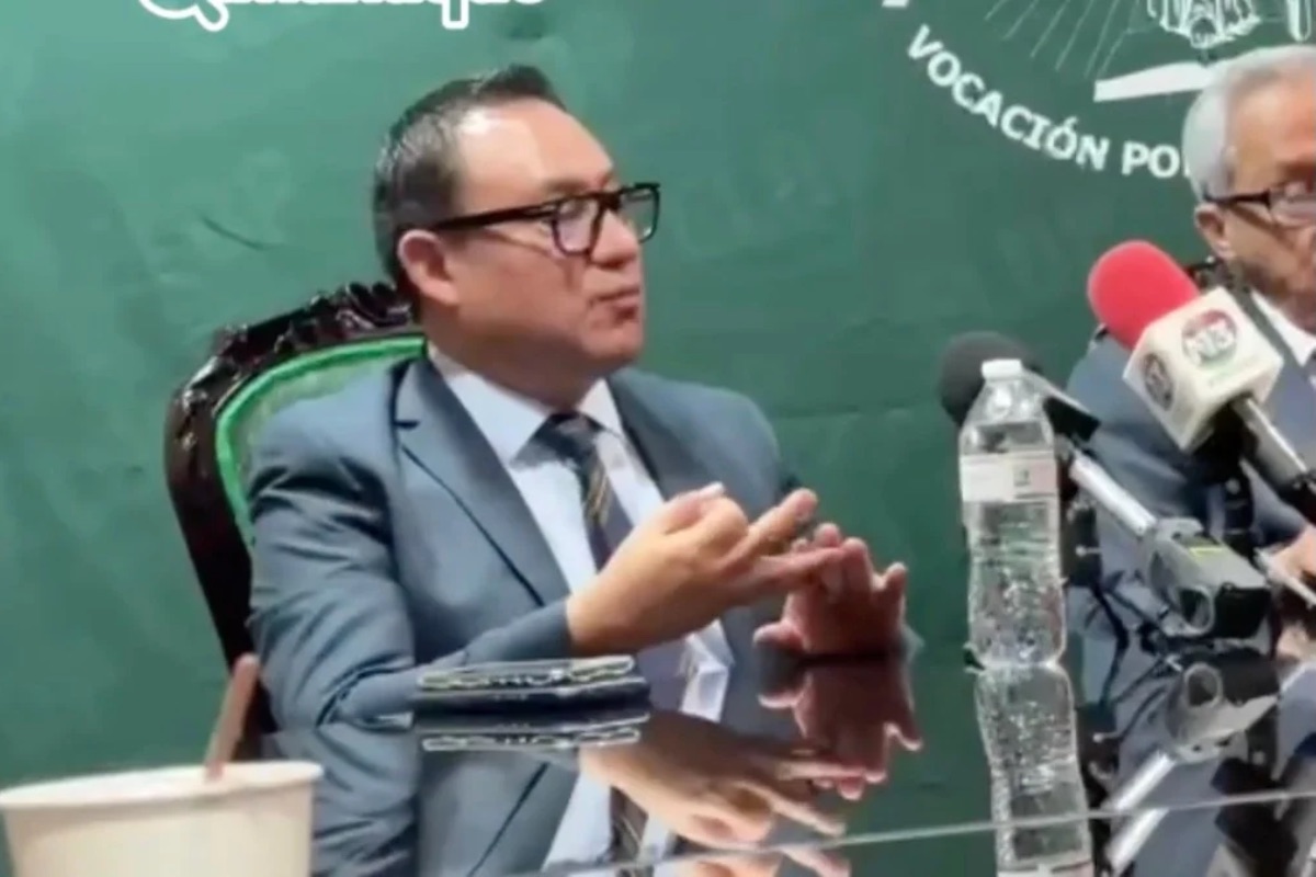 Abogado de la Libre de Derecho Puebla desata polémica por dichos machistas; la universidad se deslinda
