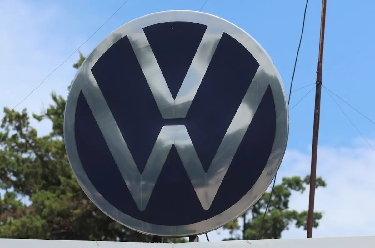 La tercera es la vencida: sindicato acepta propuesta de Volkswagen de incremento de 8.24% 6 sindicato acepta propuesta de Volkswagen