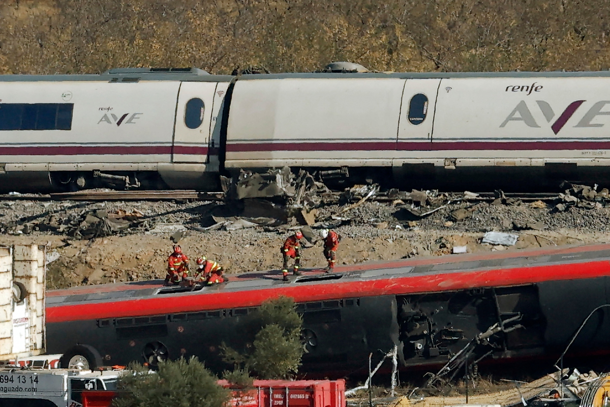Choque de trenes en España deja 7 mexicanos heridos; uno está desaparecido 4 Choque de trenes en España deja 7 mexicanos heridos; uno está desaparecido