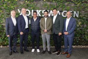 Armenta y Federación intervienen para conjurar la huelga en Volkswagen 2 Armenta y Federación intervinienen para conjurar la huelga en Volkswagen