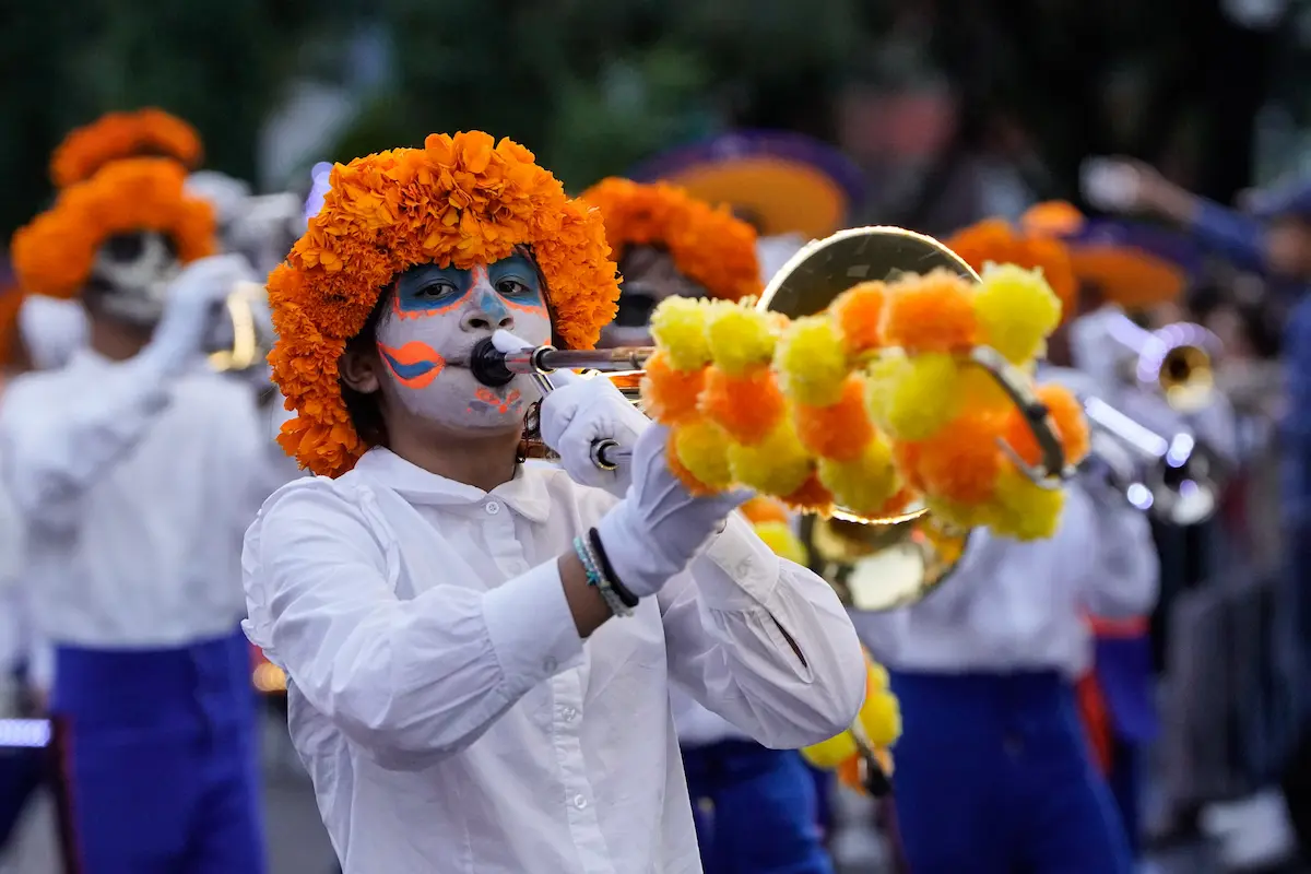 así fue el desfile Cempasúchil Sonoro en el centro de Puebla