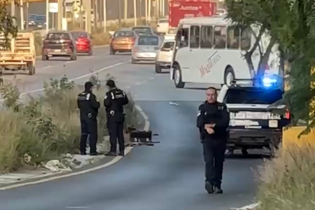 Hallan sin vida a motociclista en el Periférico Ecológico