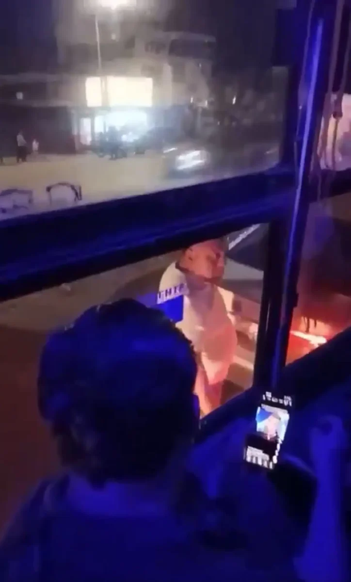 (VIDEO) Golpearon a un conductor de la ruta 58 en Puebla